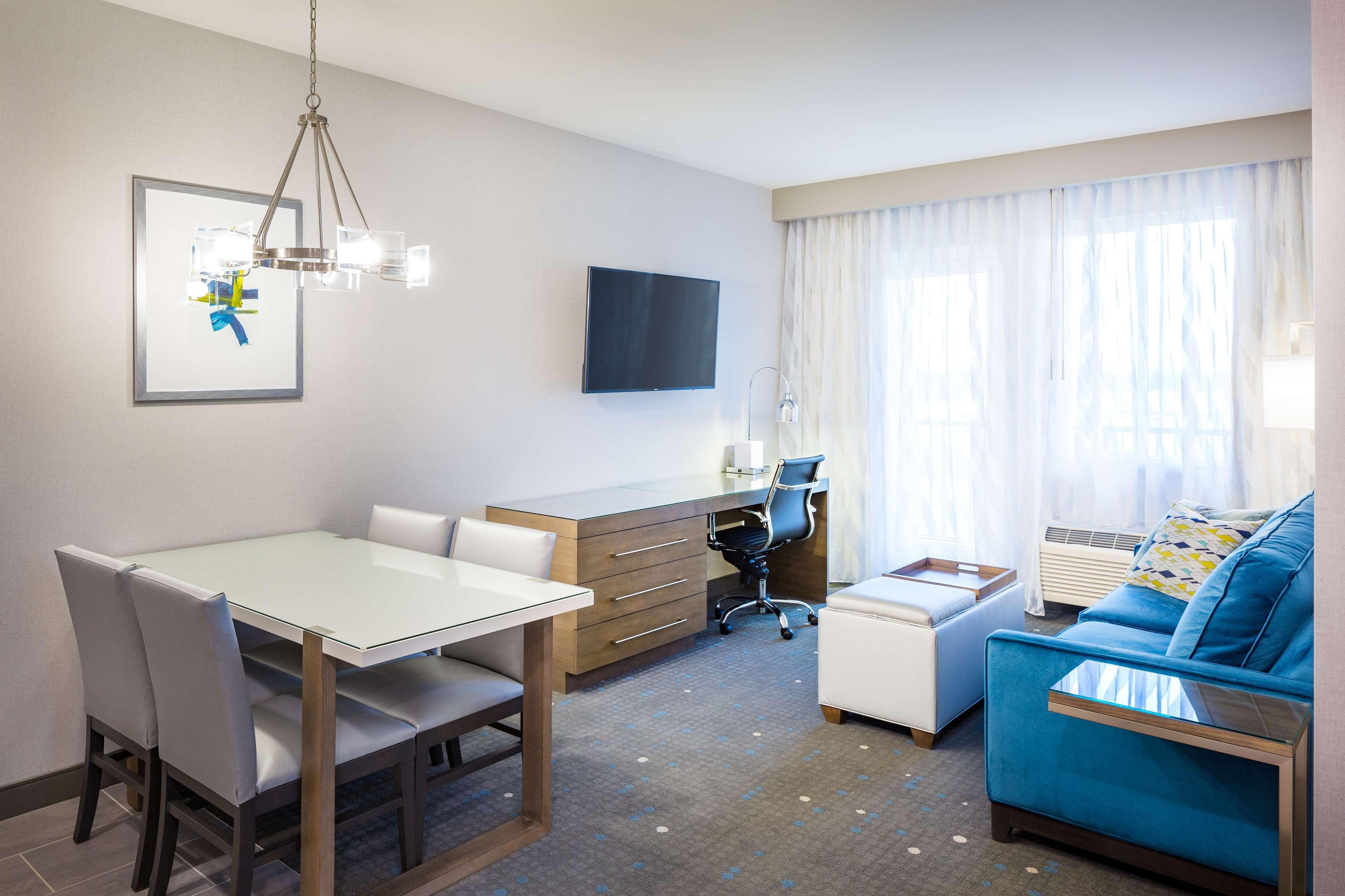 Best Western Premier Hotel At Fisher'S Landing Vancouver Zewnętrze zdjęcie