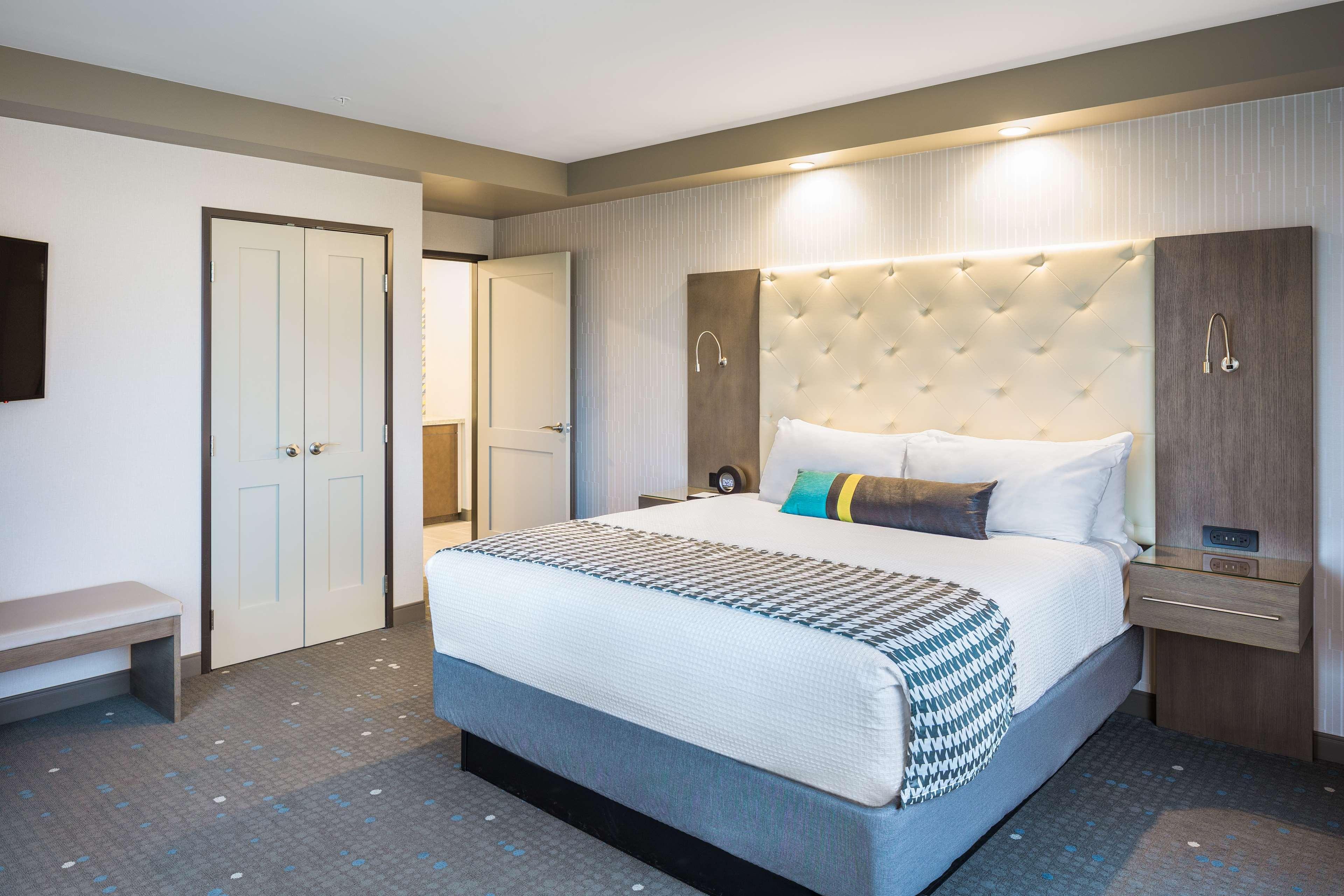 Best Western Premier Hotel At Fisher'S Landing Vancouver Zewnętrze zdjęcie