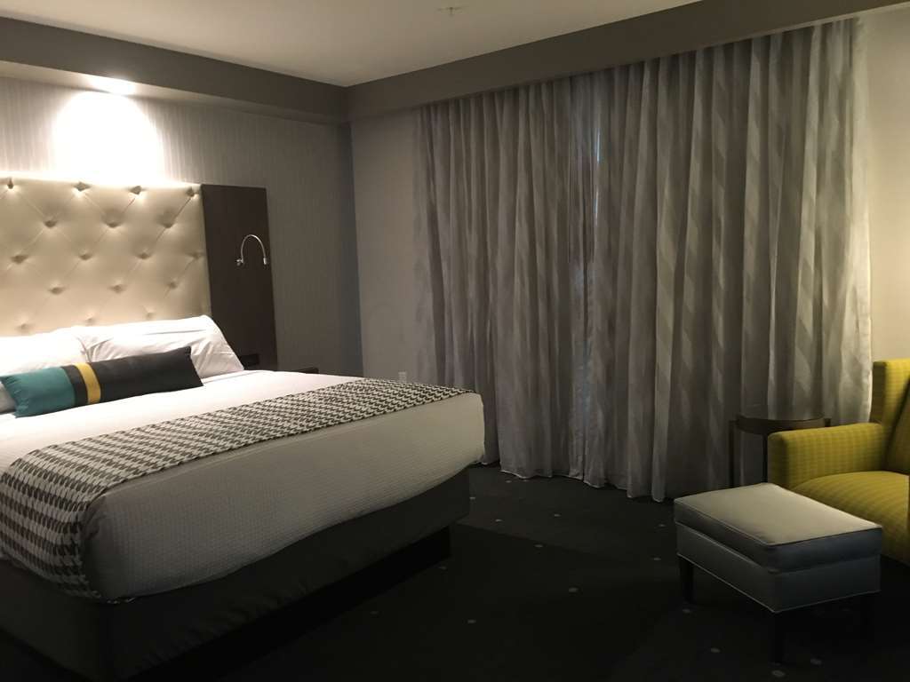 Best Western Premier Hotel At Fisher'S Landing Vancouver Pokój zdjęcie