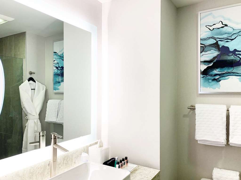 Best Western Premier Hotel At Fisher'S Landing Vancouver Pokój zdjęcie